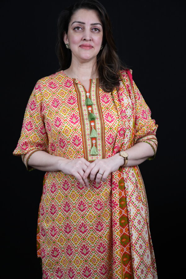 Pakistani Suit Set - Image 5